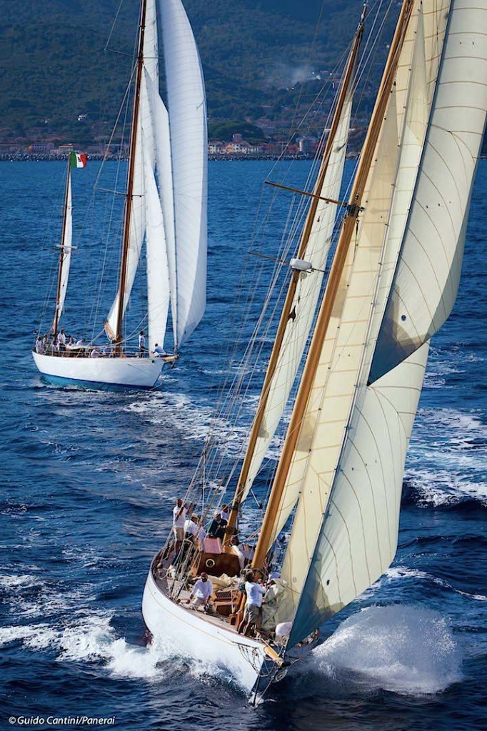 "La Sfida" regatta between sister ships Eilean and Latifa.Ph: Guido Cantini/Panerai/Sea&See.com